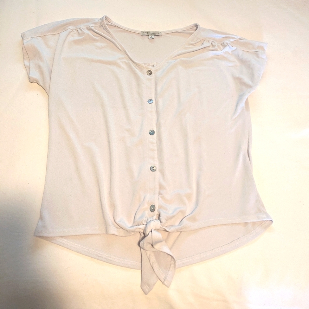 White summer top, size S.
